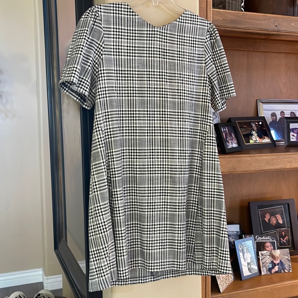 New never worn tags still on dress